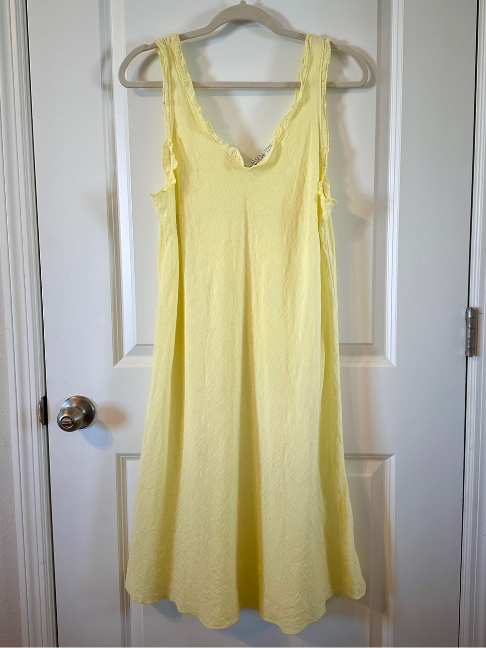Women’s Vasna Butter Yellow Sleeveless Linen Sundress, Large